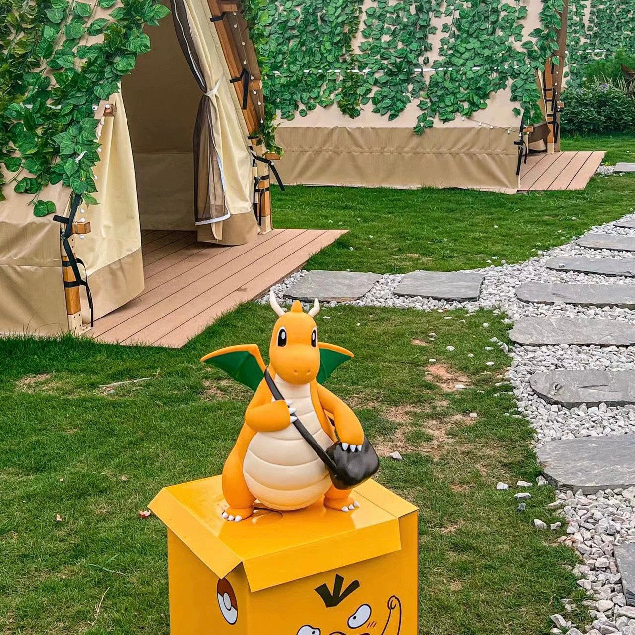 Dragonite Pokémon PVC Figurine 40cm – Street Style with Crossbody Bag | HOMEINA